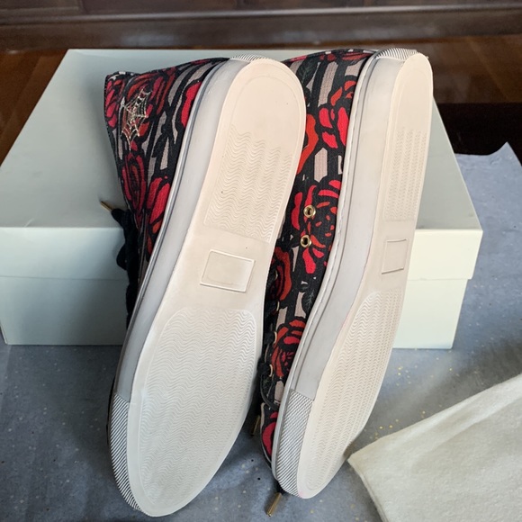 🎉Host Pick✨Charlotte Olympia Multicolor/Rose Print Canvas HighTop Sneakers SZ38 - Picture 8 of 14